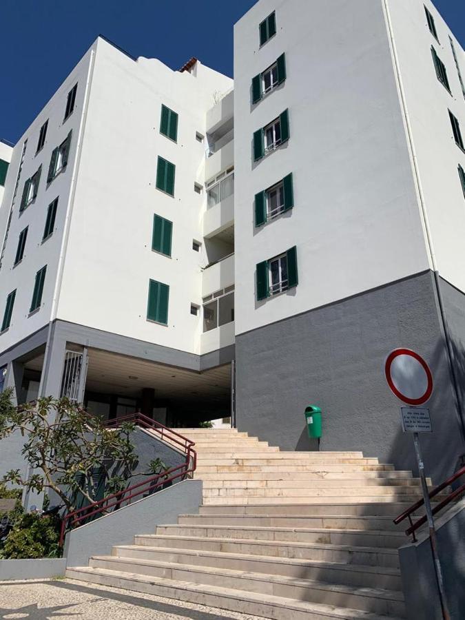 Madeira, 3 Bedroom Apartment With Ocean Views In Funchal Luaran gambar