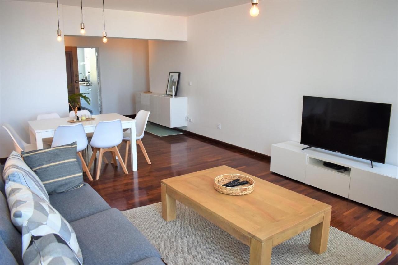 Madeira, 3 Bedroom Apartment With Ocean Views In Funchal Luaran gambar